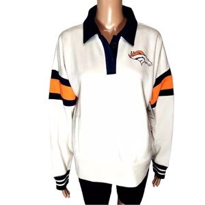 Denver Broncos Womens Sweatshirt Size Small Collar Front Pockets Fleece Lined